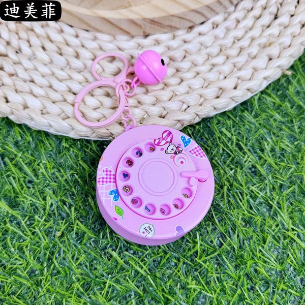 Enduring Hand Turn Noise Maker Plaything Portable Anxiety Relief Keyring Phone Charm best sale